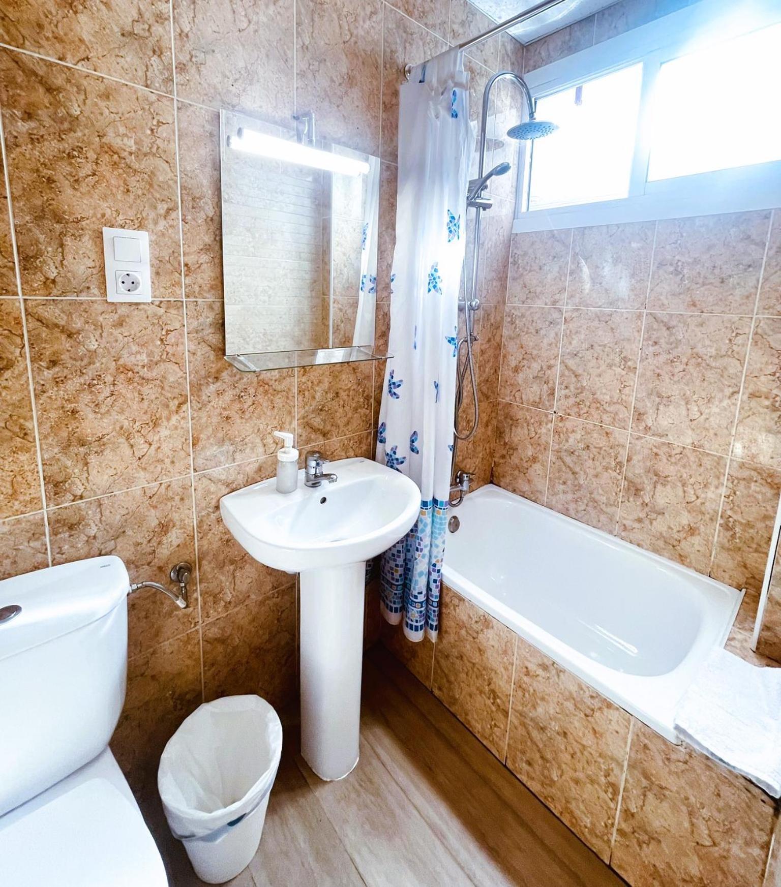 Colibri Hotel Calella Room photo