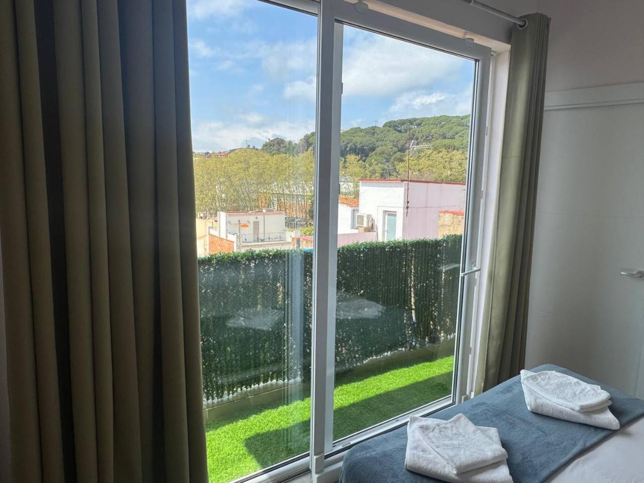 Colibri Hotel Calella Exterior photo